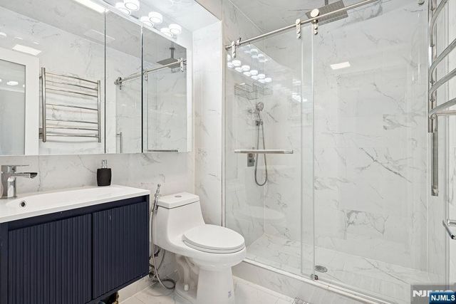 54-60 Mcwhorter 108, Newark, NJ 07105