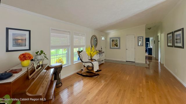 9 Wiley Swamp, Athens, NY 12015