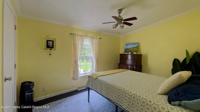 9 Wiley Swamp, Athens, NY 12015