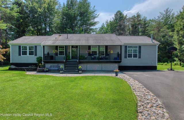 9 Wiley Swamp, Athens, NY 12015