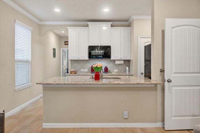 11713 Lake Front Drive, Frisco, TX 75036