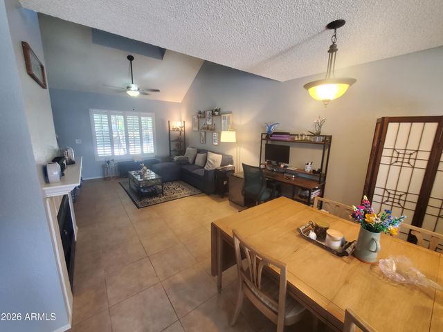 10100 N 89TH Avenue 33, Peoria, AZ 85345