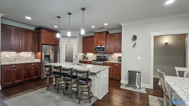 18795 S Haven Circle S, Athens, AL 35613