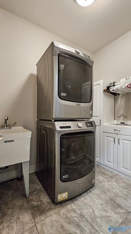 18795 S Haven Circle S, Athens, AL 35613