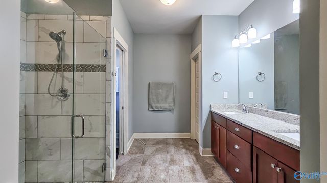 18795 S Haven Circle S, Athens, AL 35613