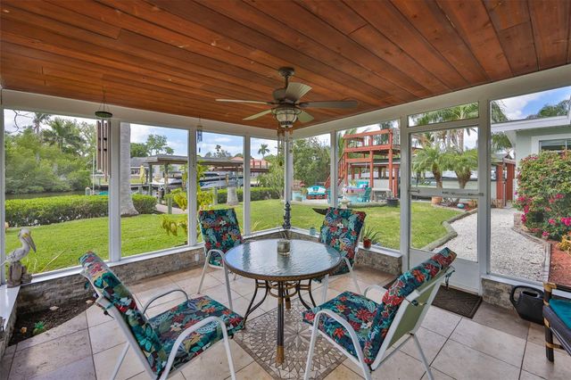 6907 9TH AVENUE NW, Bradenton, FL 34209