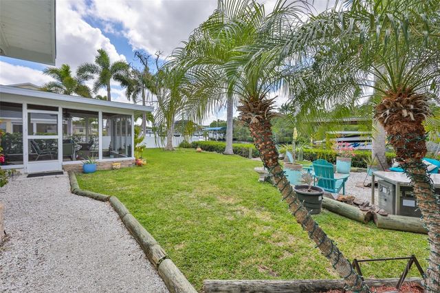 6907 9TH AVENUE NW, Bradenton, FL 34209