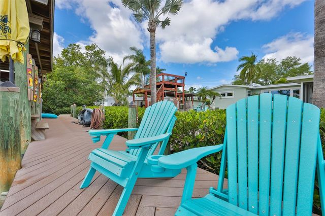 6907 9TH AVENUE NW, Bradenton, FL 34209