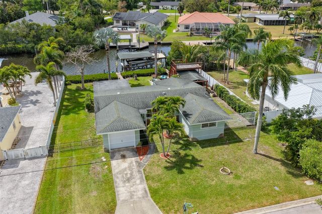 6907 9TH AVENUE NW, Bradenton, FL 34209