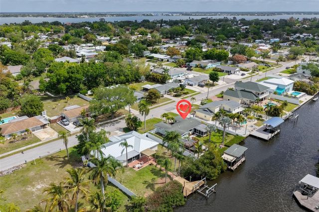 6907 9TH AVENUE NW, Bradenton, FL 34209