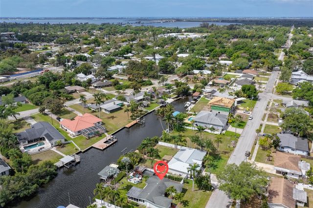 6907 9TH AVENUE NW, Bradenton, FL 34209