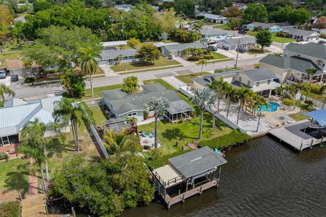 6907 9TH AVENUE NW, Bradenton, FL 34209