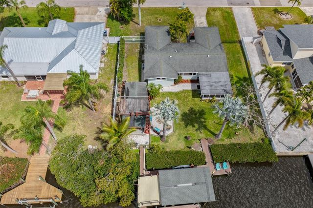 6907 9TH AVENUE NW, Bradenton, FL 34209