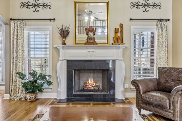 1712 Stoney Hill Ln, Spring Hill, TN 37174