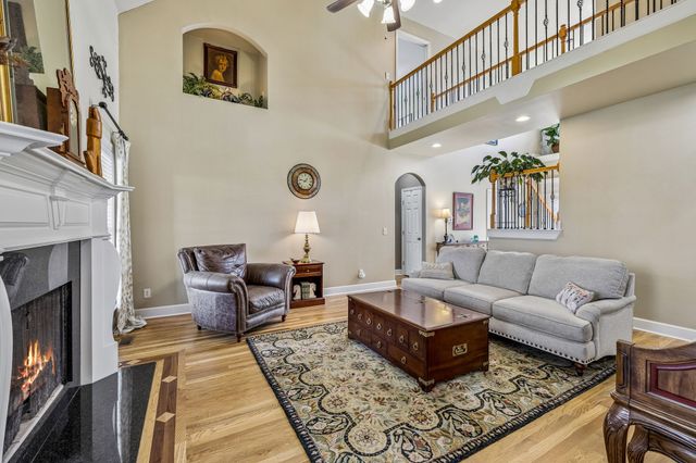 1712 Stoney Hill Ln, Spring Hill, TN 37174