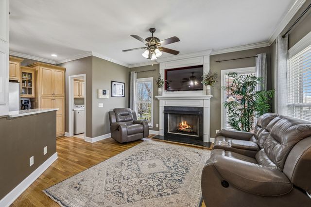 1712 Stoney Hill Ln, Spring Hill, TN 37174