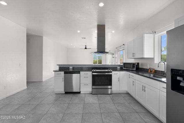 1785 Dove Court, Rio Rico, AZ 85648