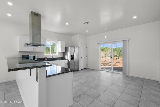 1785 Dove Court, Rio Rico, AZ 85648
