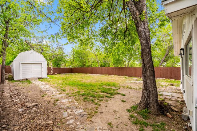 913 Ronald Street, White Settlement, TX 76108