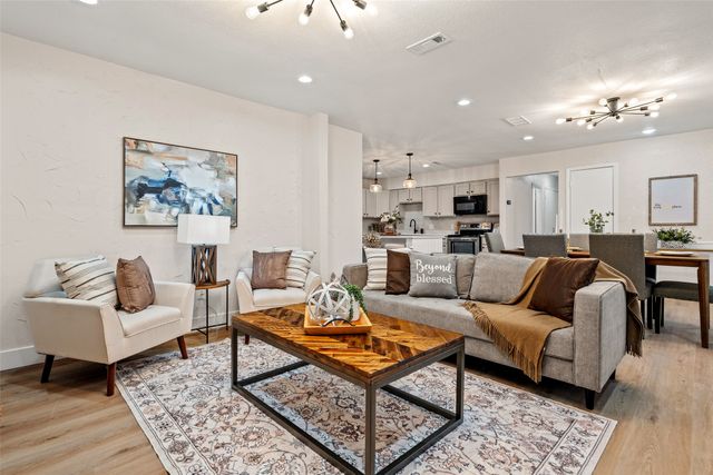 913 Ronald Street, White Settlement, TX 76108