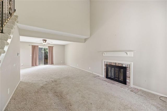 9707 W 83rd Terrace, Overland Park, KS 66212