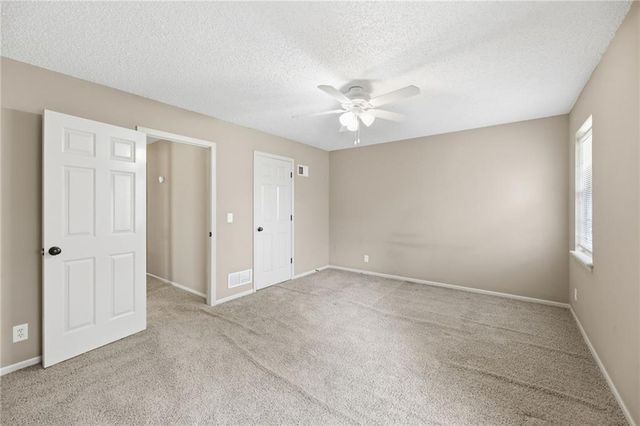 9707 W 83rd Terrace, Overland Park, KS 66212
