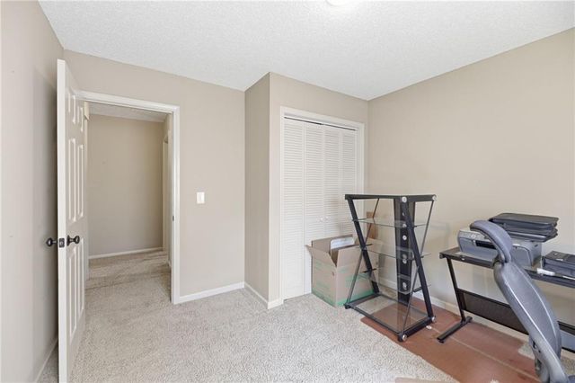 9707 W 83rd Terrace, Overland Park, KS 66212