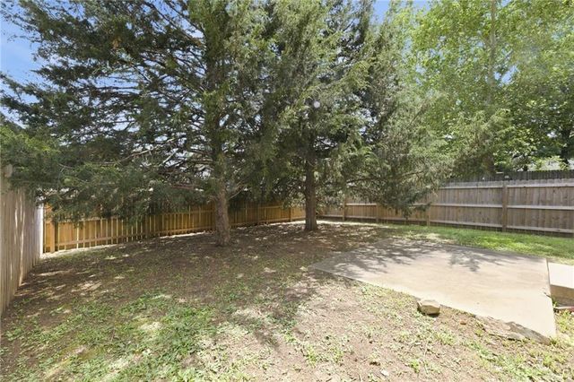 9707 W 83rd Terrace, Overland Park, KS 66212