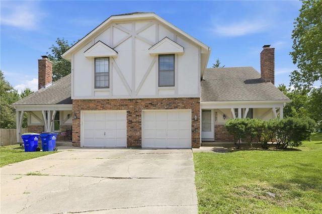 9707 W 83rd Terrace, Overland Park, KS 66212