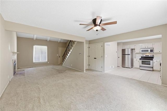 9707 W 83rd Terrace, Overland Park, KS 66212