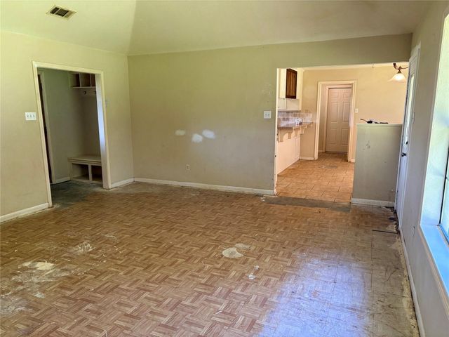 8874 Spring Woods Drive, Montgomery, TX 77316