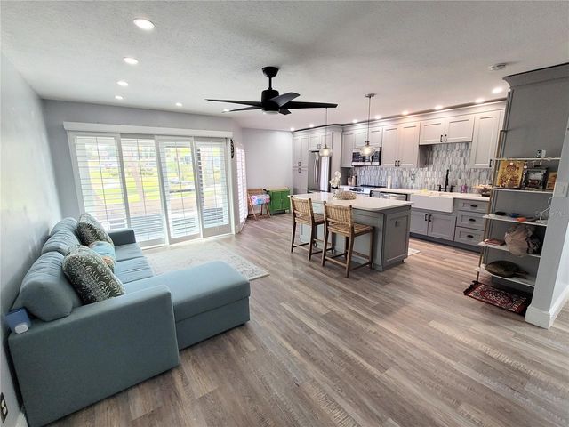 1005 S BAYSHORE BOULEVARD 102, Safety Harbor, FL 34695