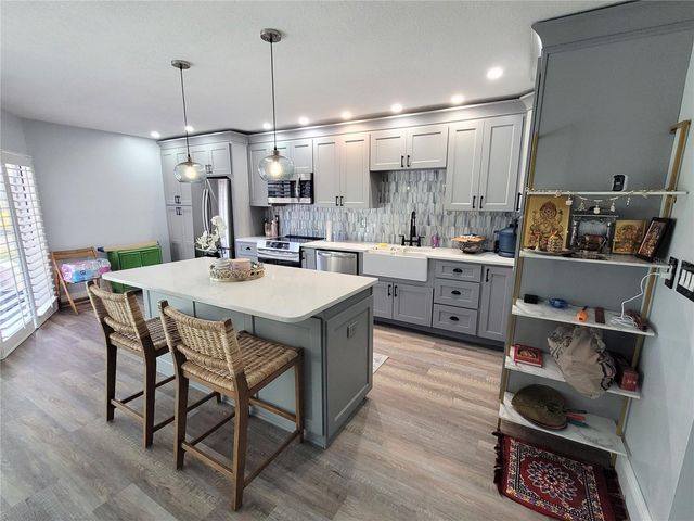 1005 S BAYSHORE BOULEVARD 102, Safety Harbor, FL 34695