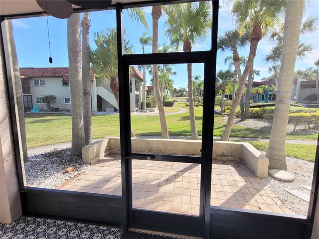 1005 S BAYSHORE BOULEVARD 102, Safety Harbor, FL 34695