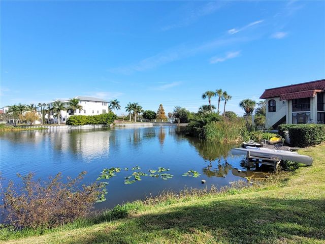 1005 S BAYSHORE BOULEVARD 102, Safety Harbor, FL 34695