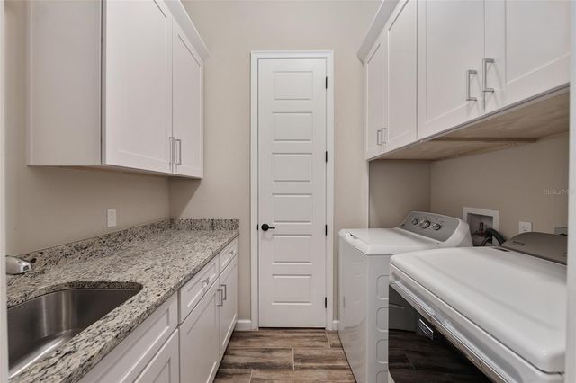 1024 NW 134 WAY, Newberry, FL 32669