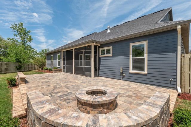 1024 NW 134 WAY, Newberry, FL 32669