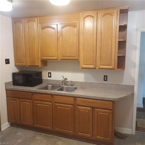 616 Brewer ST, Newport News, VA 23605
