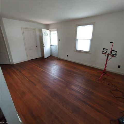 616 Brewer ST, Newport News, VA 23605