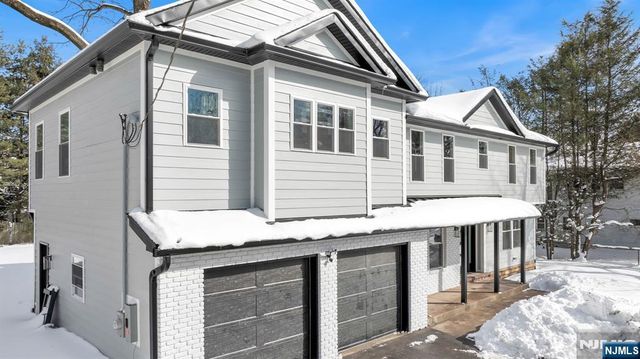 368 Knickerbocker Road, Tenafly, NJ 07670