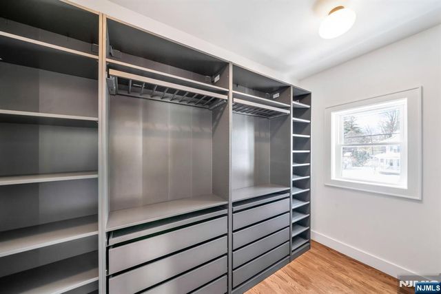 368 Knickerbocker Road, Tenafly, NJ 07670