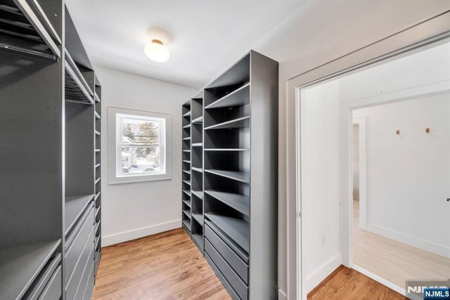 368 Knickerbocker Road, Tenafly, NJ 07670