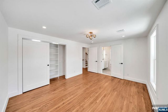 368 Knickerbocker Road, Tenafly, NJ 07670