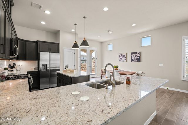 705 Paseo Modesto Drive, Horizon City, TX 79928