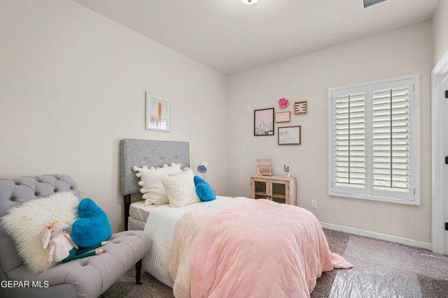 705 Paseo Modesto Drive, Horizon City, TX 79928