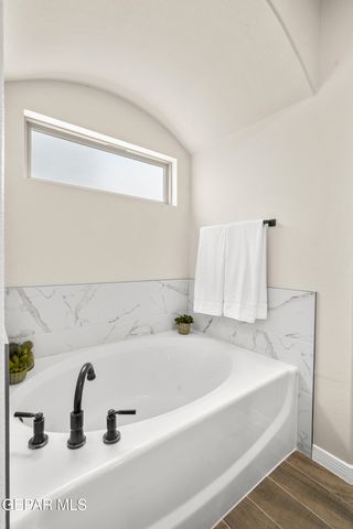 705 Paseo Modesto Drive, Horizon City, TX 79928