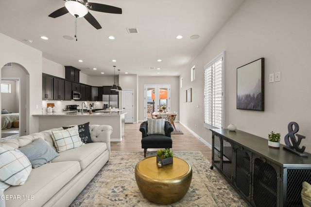 705 Paseo Modesto Drive, Horizon City, TX 79928