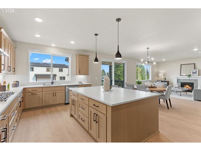 826 Misty Ln, Forest Grove, OR 97116