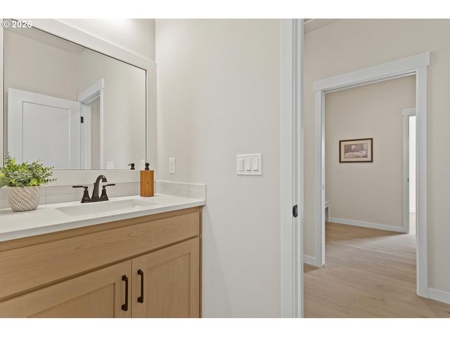 826 Misty Ln, Forest Grove, OR 97116
