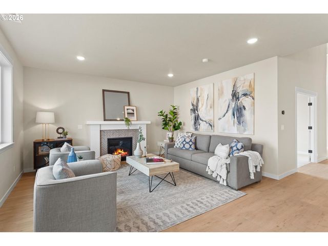 826 Misty Ln, Forest Grove, OR 97116